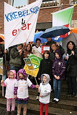 Frhjahr 2012: Das Aktionsbndis demonstrierte vor dem Rathaus