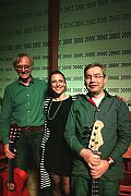 Thomas Crispin, Monika Mester & Michael Simon sind "Voice over  strings"