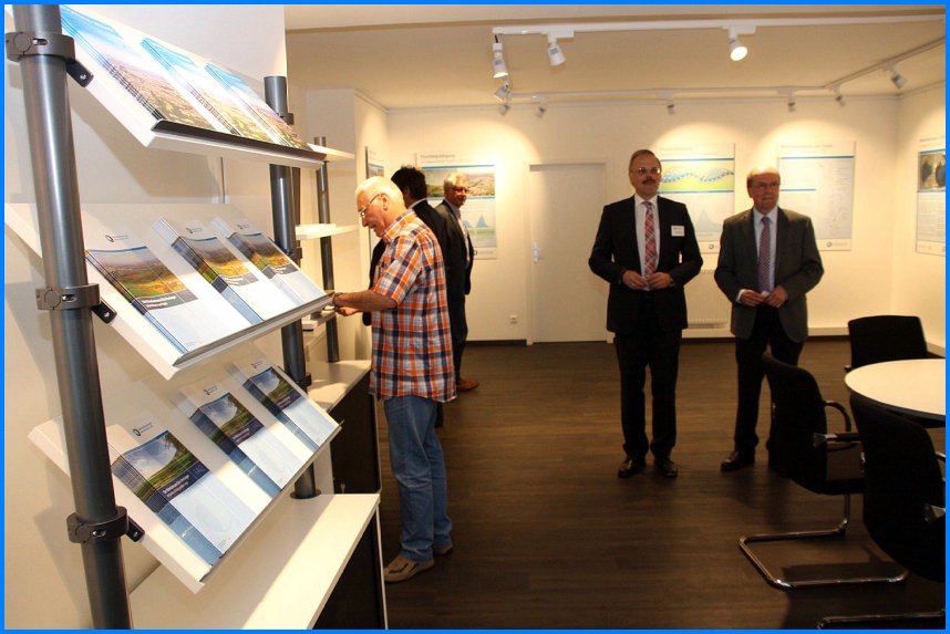 StEB_Info-Buero_0415_08