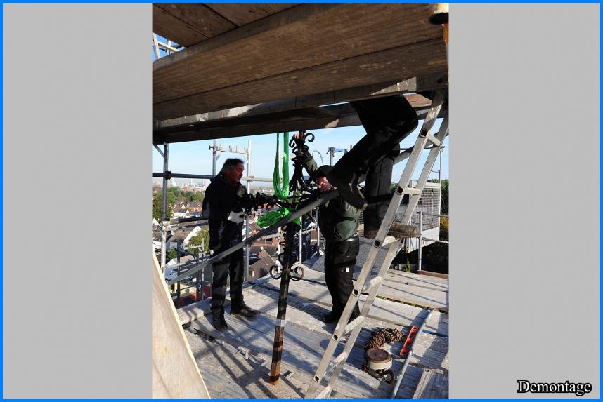 Turmkreuz_u_Wetterhahn_20_04