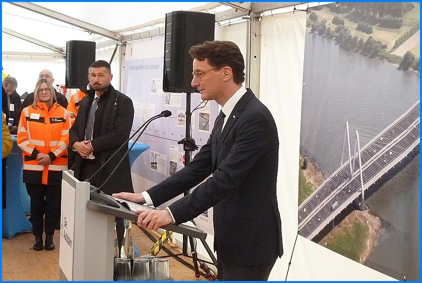 Leverkusener_Autobahnbuecke_0224_12