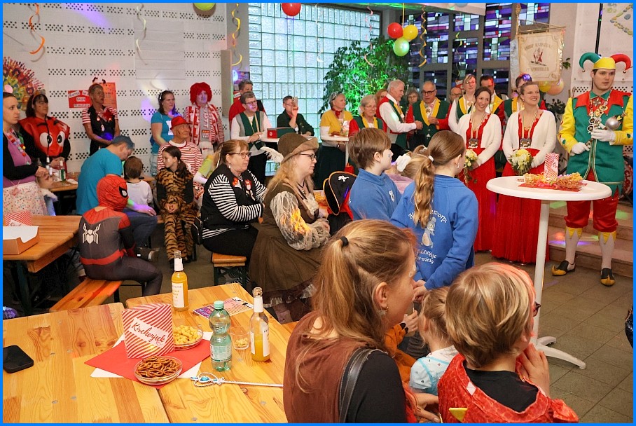 Familienkarnevalsdisco_26_10