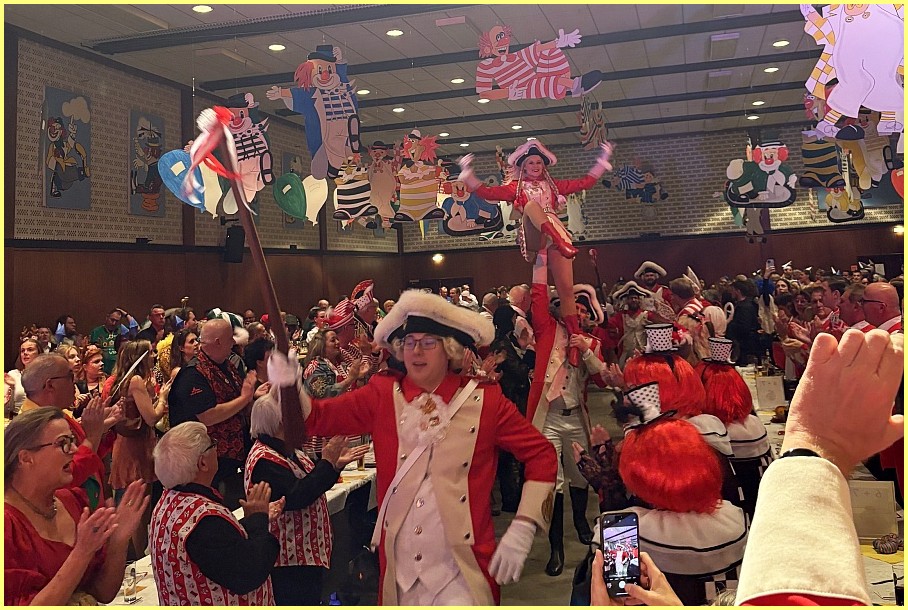 11te_im_11ten_Feier_24_08