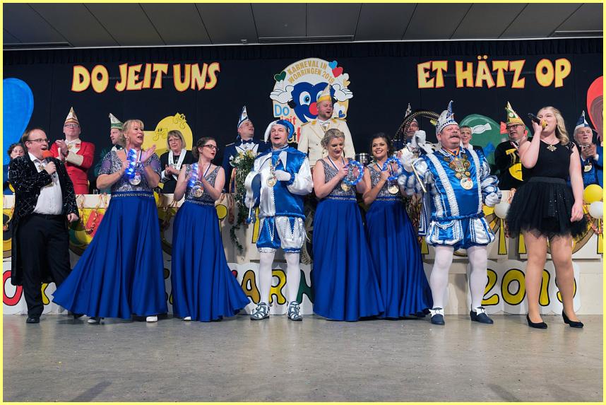 Abschlusssitzung_19_30