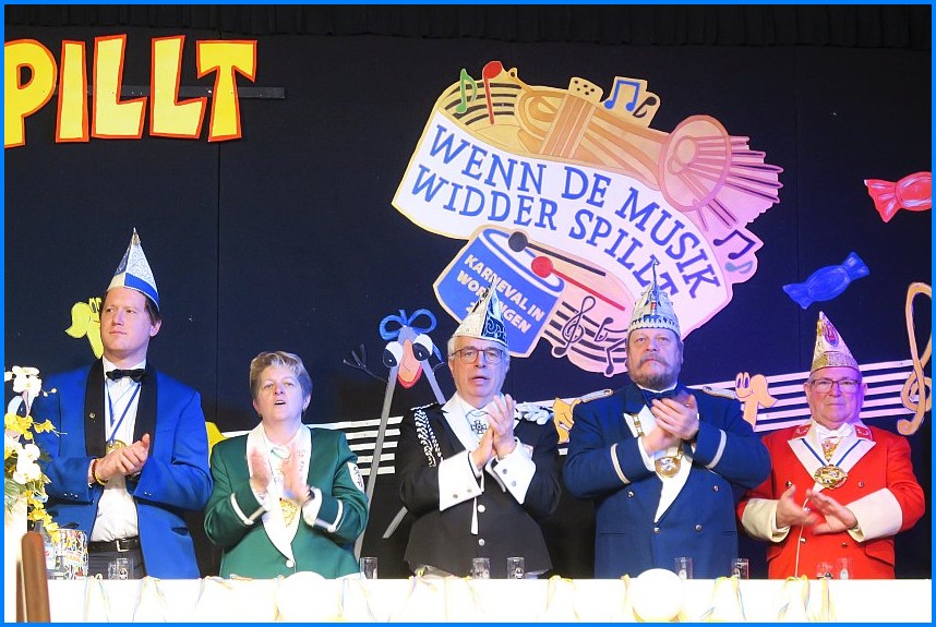 Abschlusssitzung_23_13