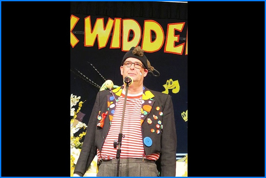 Abschlusssitzung_23_15