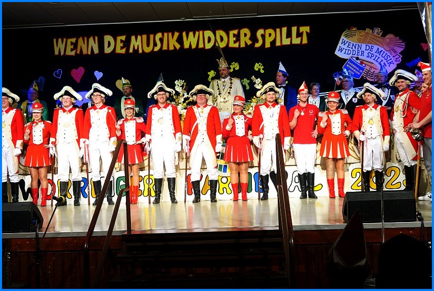 Abschlusssitzung_23_16