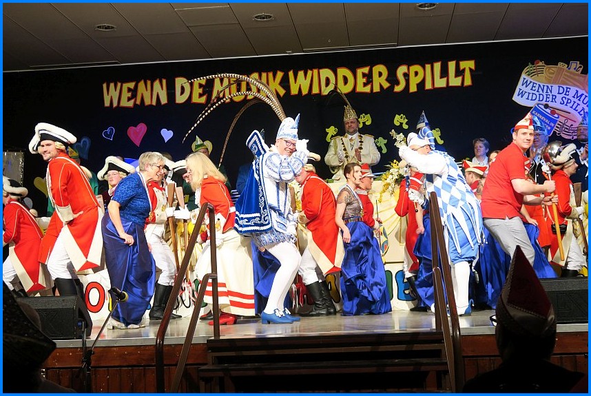 Abschlusssitzung_23_17