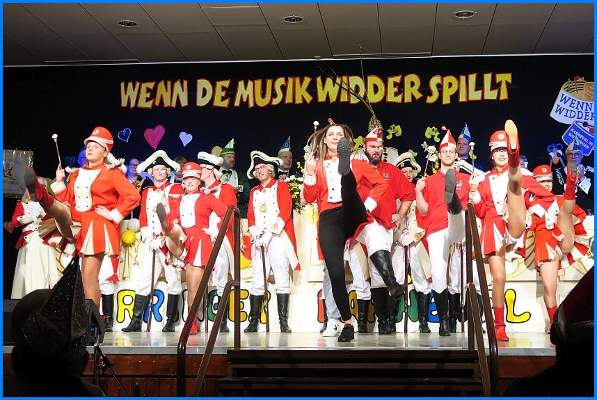 Abschlusssitzung_23_19