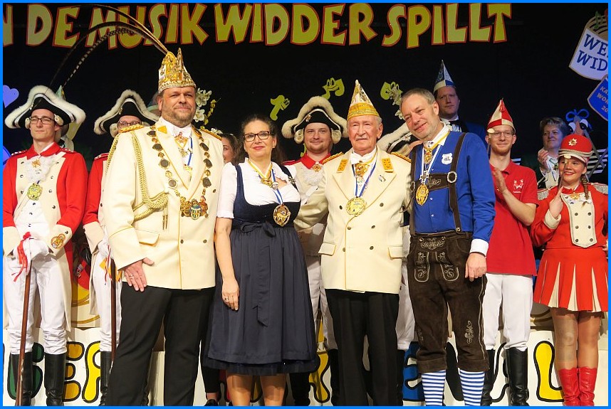 Abschlusssitzung_23_21