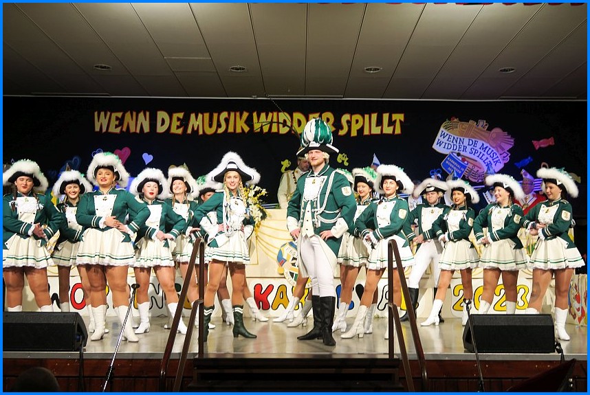 Abschlusssitzung_23_24