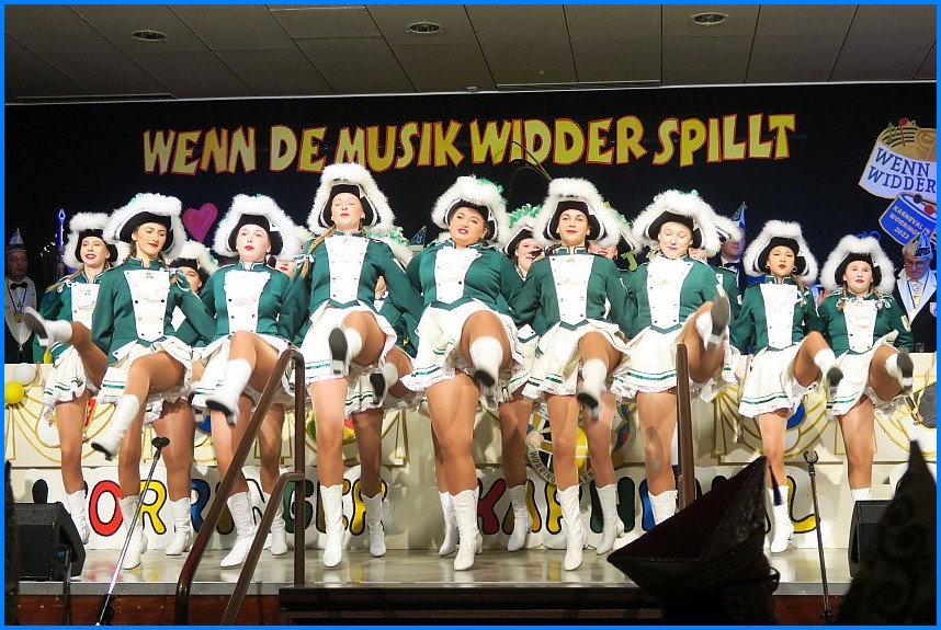 Abschlusssitzung_23_25