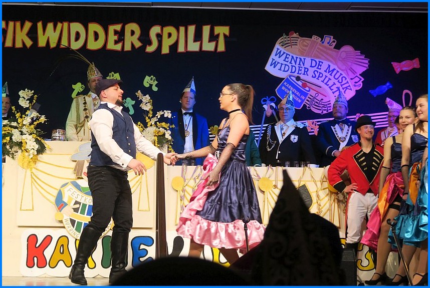 Abschlusssitzung_23_29