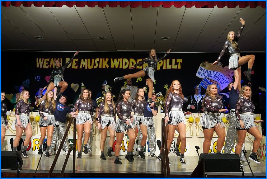 Abschlusssitzung_23_47