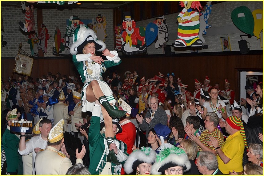 Abschlusssitzung_24_02