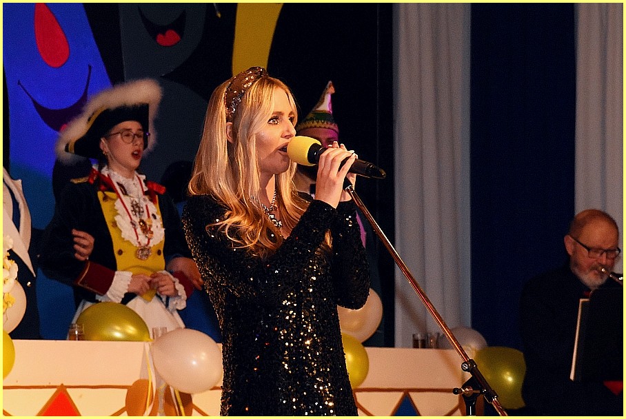 Abschlusssitzung_25_29