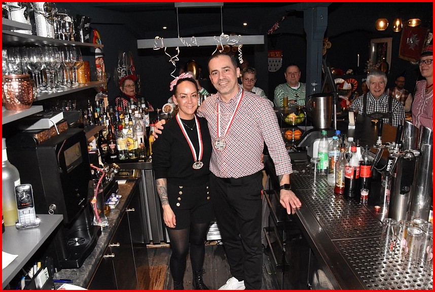 Dr-Prinz-kuett_Tombis_Bar_25_02