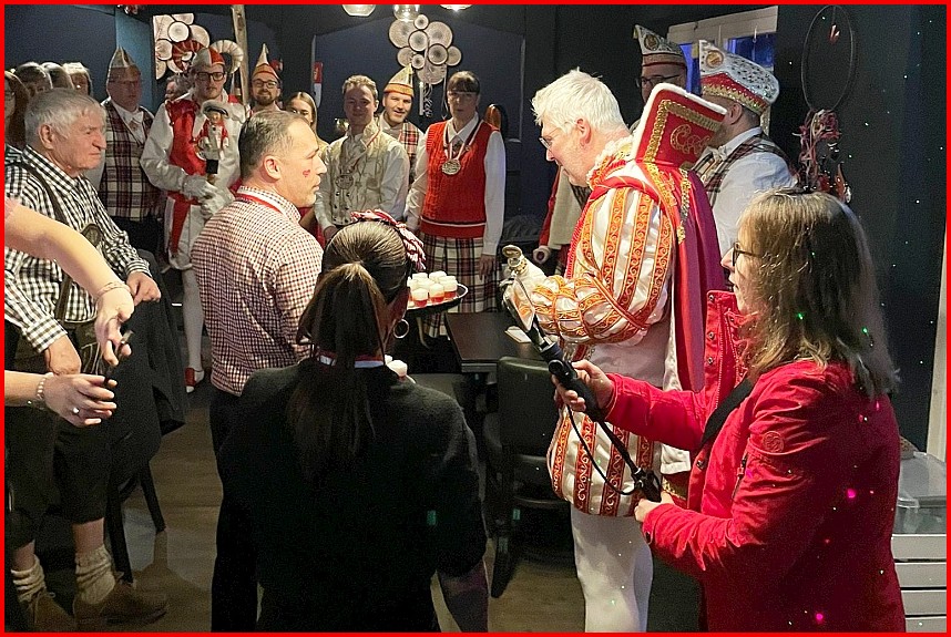 Dr-Prinz-kuett_Tombis_Bar_25_05