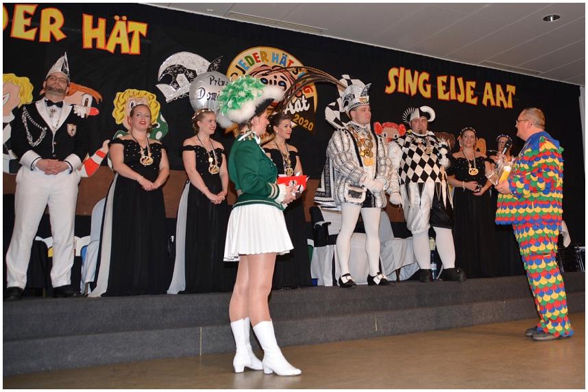 Gratulationsball_20_06