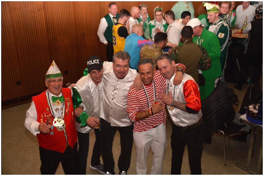 Gratulationsball_20_29