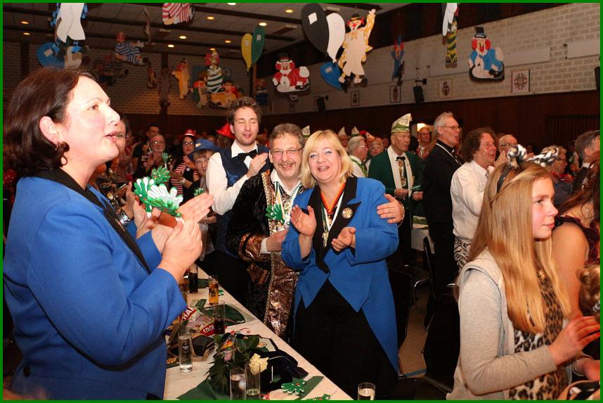 KGI_Kostuemsitzung_16_08