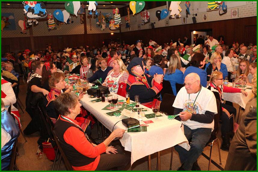 KGI_Kostuemsitzung_16_13