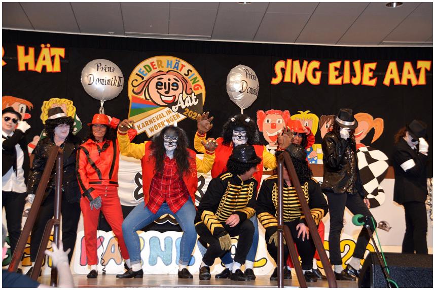 Kostuemsitzung_Aenze_33