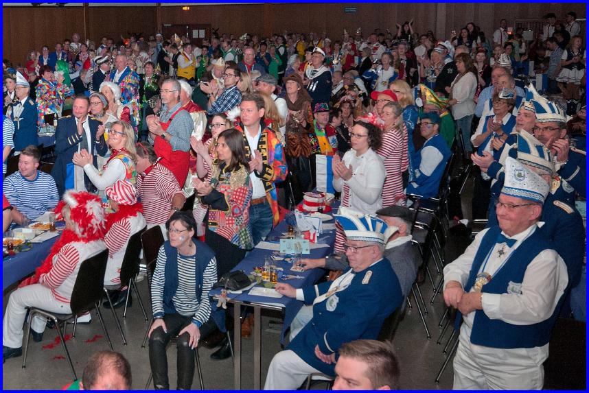 Kostuemsitzung_LJ_19_28