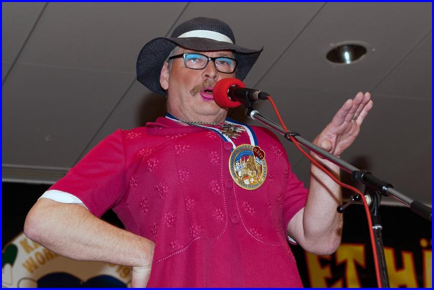 Kostuemsitzung_LJ_19_29