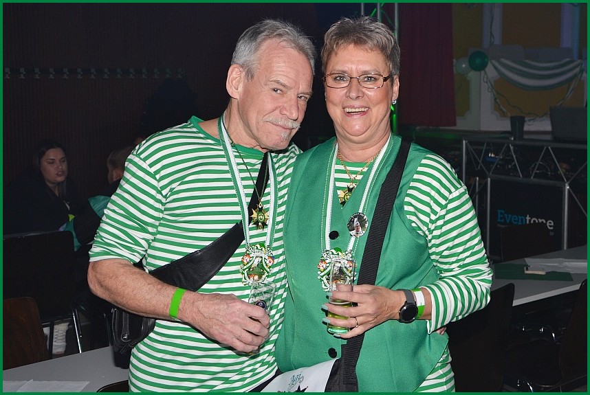 Party_Gruen_weiss_24_12