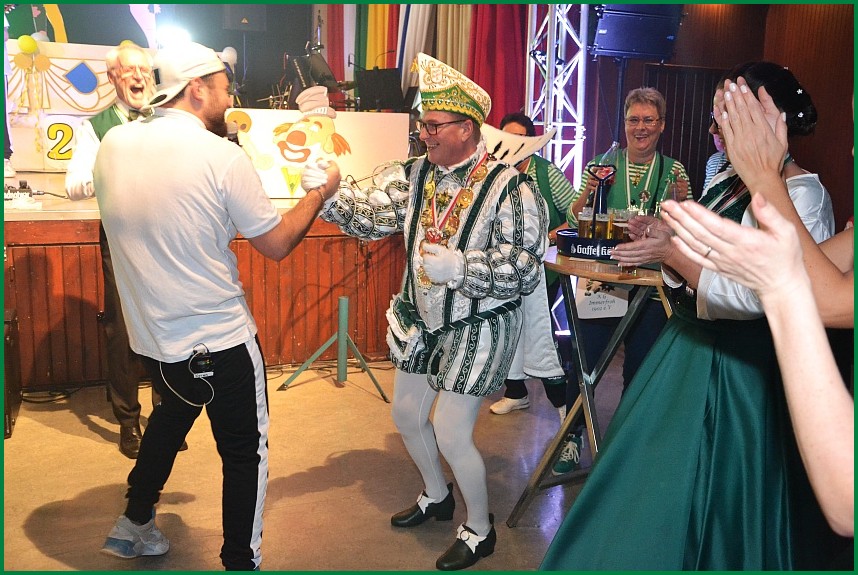 Party_Gruen_weiss_24_19