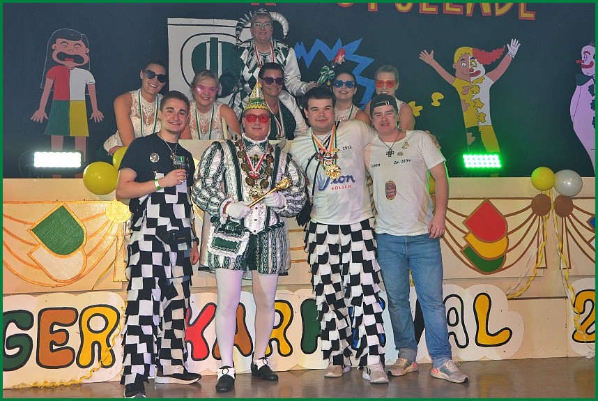 Party_Gruen_weiss_24_23