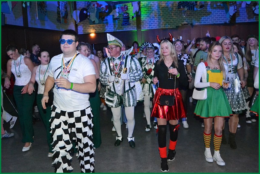 Party_Gruen_weiss_24_29