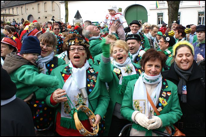 Weiberfastnacht09_33