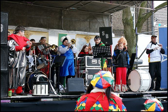 Weiberfastnacht09_35