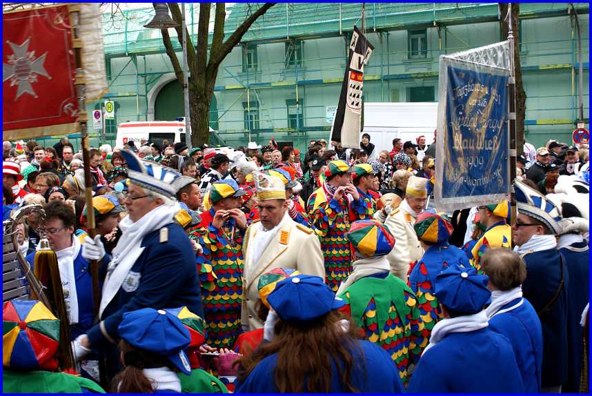 Weiberfastnacht_13_11