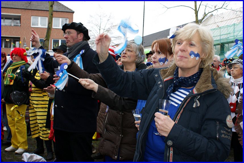 Weiberfastnacht_13_28