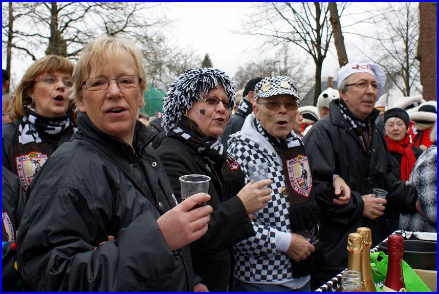 Weiberfastnacht_13_33