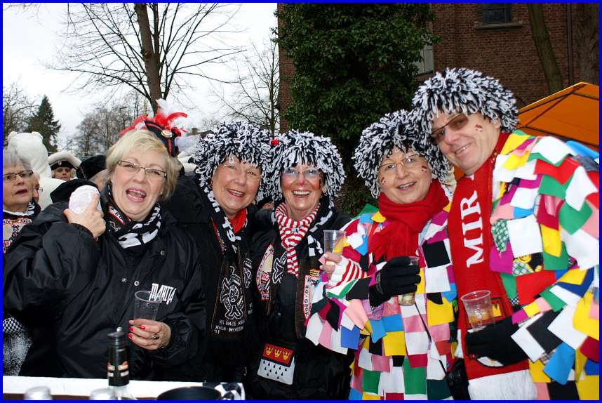 Weiberfastnacht_13_34