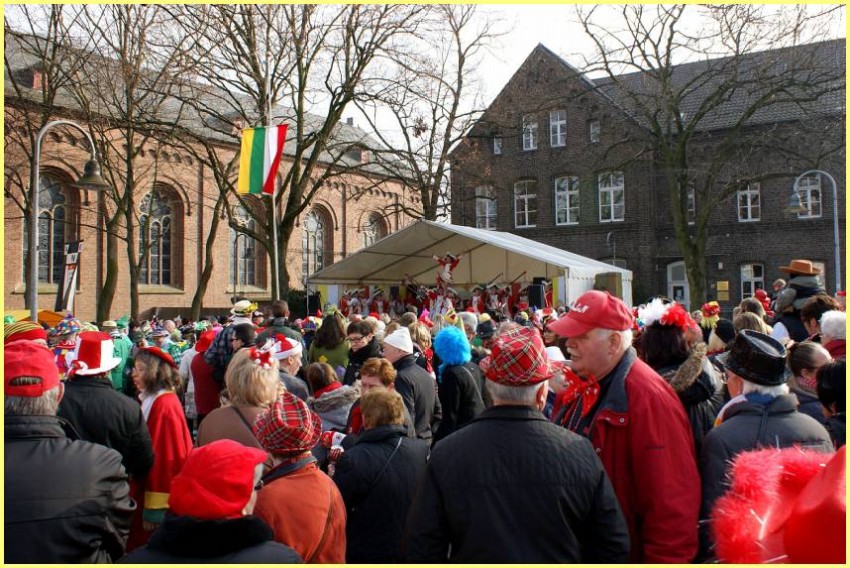 Weiberfastnacht_15_08