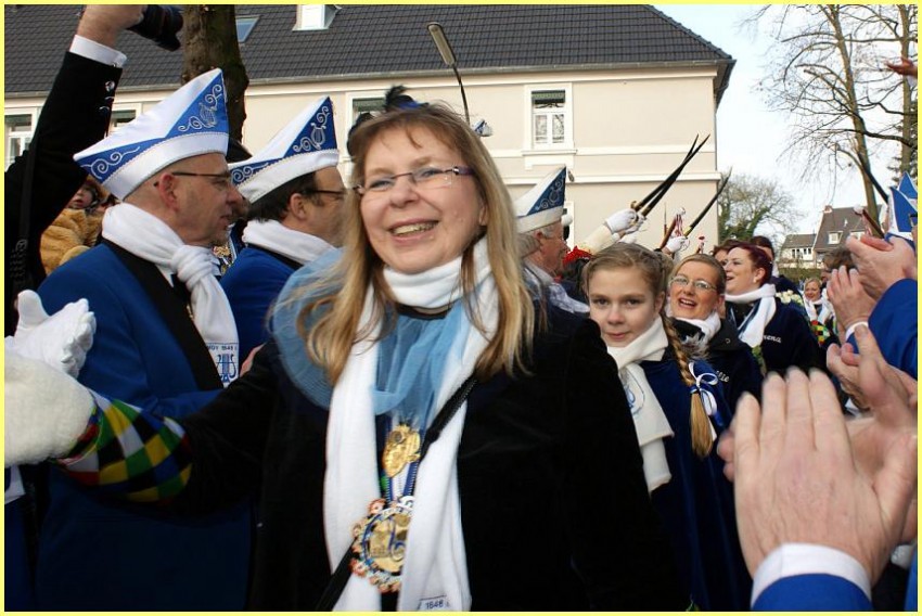 Weiberfastnacht_15_11