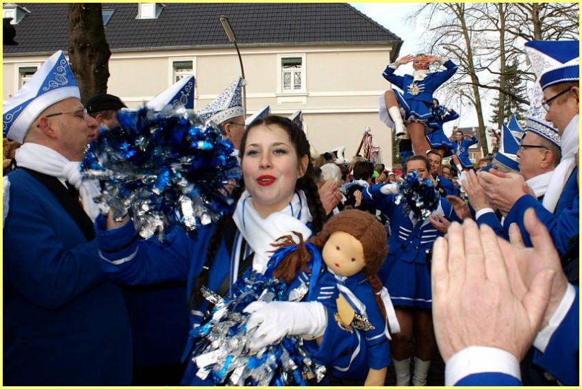 Weiberfastnacht_15_16