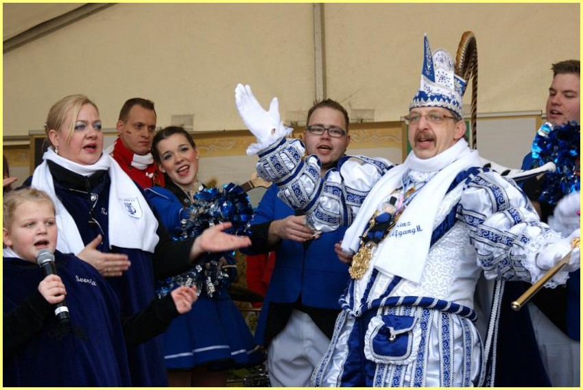 Weiberfastnacht_15_27