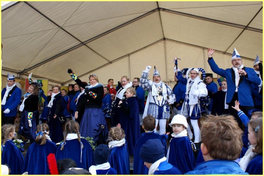 Weiberfastnacht_15_30