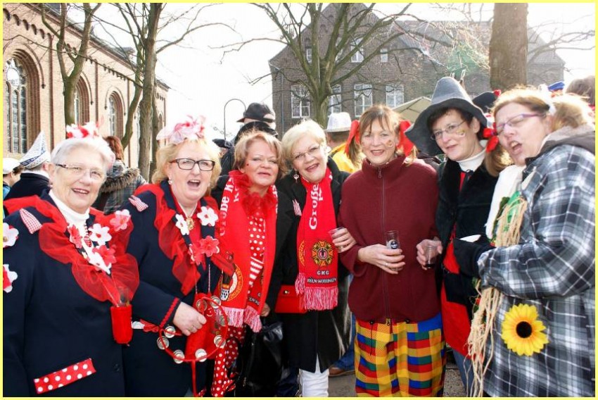 Weiberfastnacht_15_38