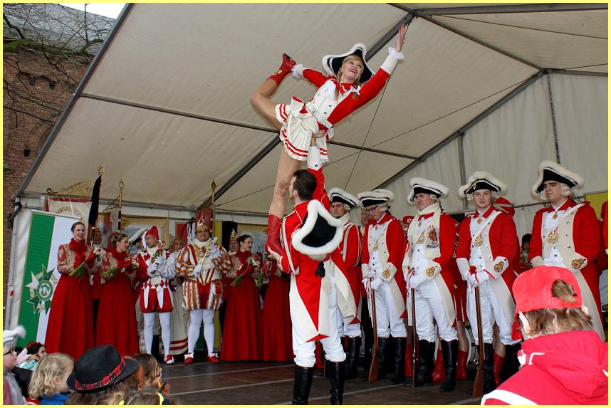 Weiberfastnacht_17_34