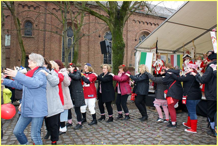 Weiberfastnacht_17_50