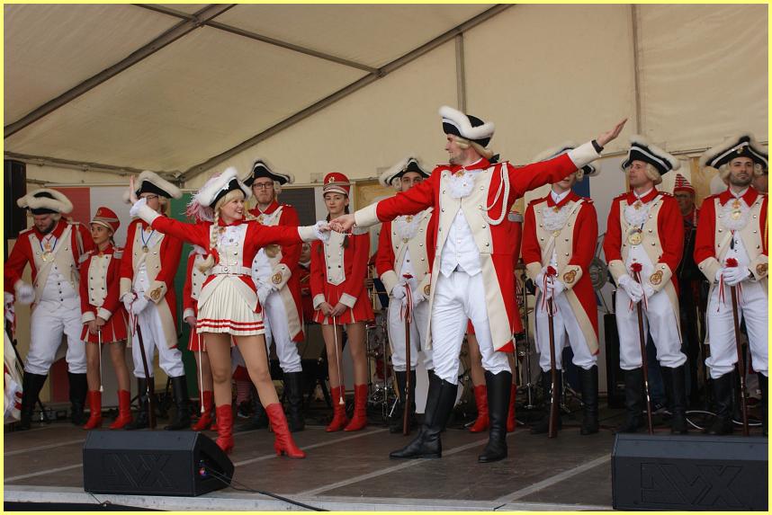 Weiberfastnacht_19_04