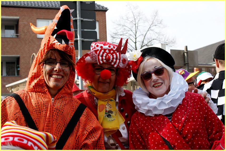 Weiberfastnacht_19_07