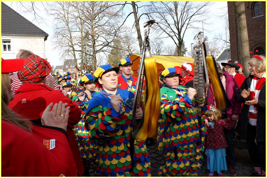 Weiberfastnacht_19_17